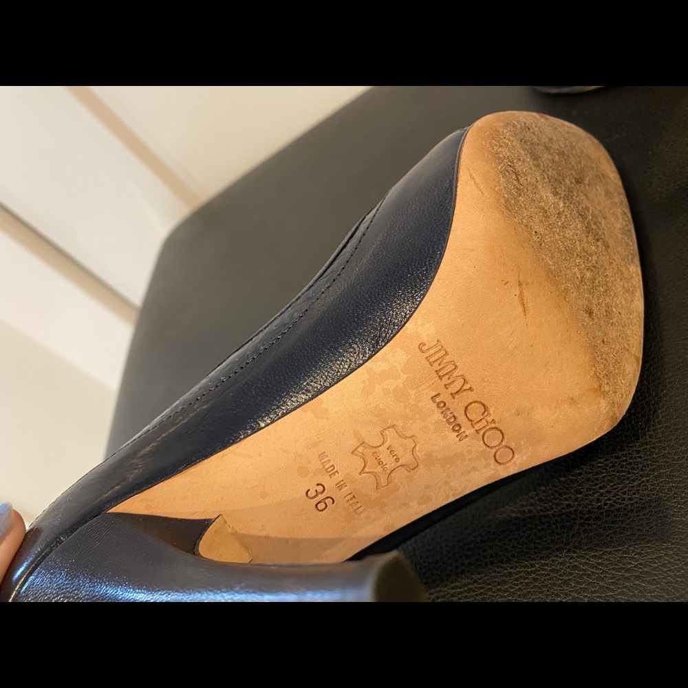 Jimmy Choo Textured Leather Dark Blue Heels - Picture 14 of 15
